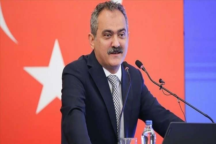 Milli Eğitim Bakanı Özer'den 23 Nisan mesajı haberinin görseli