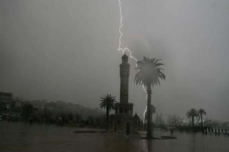 İzmir'de hava durumu-23/27 Nisan 2023 haberinin görseli