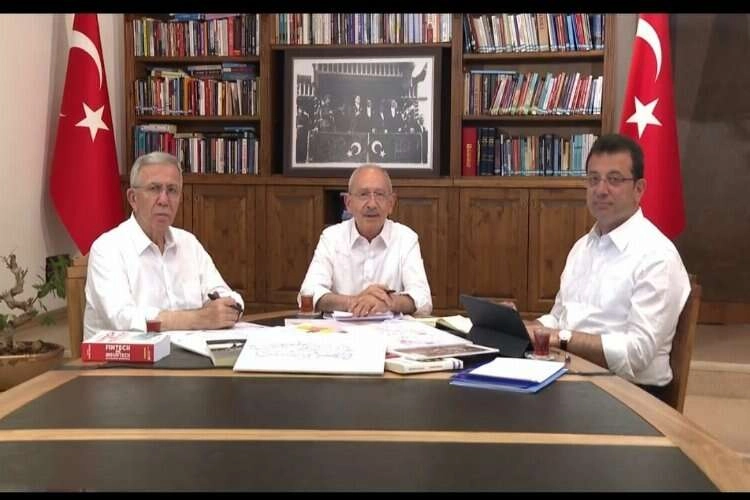 Kılıçdaroğlu, Yavaş ve İmamoğlu’nu yanına aldı, ‘Yiğitlerim’ dedi, görevlerini açıkladı haberinin görseli