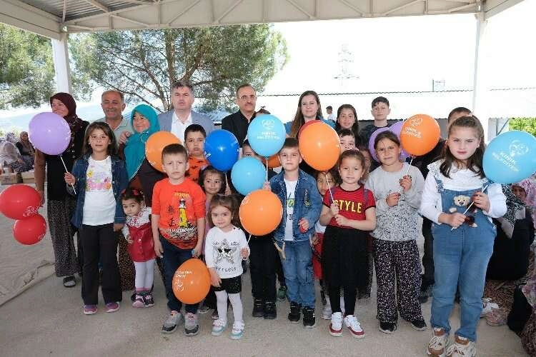 Sürekli, Bergama'da konuştu: “Tarım ve ormancılık alanında yaklaşık 19 milyar TL’lik yatırım” haberinin görseli