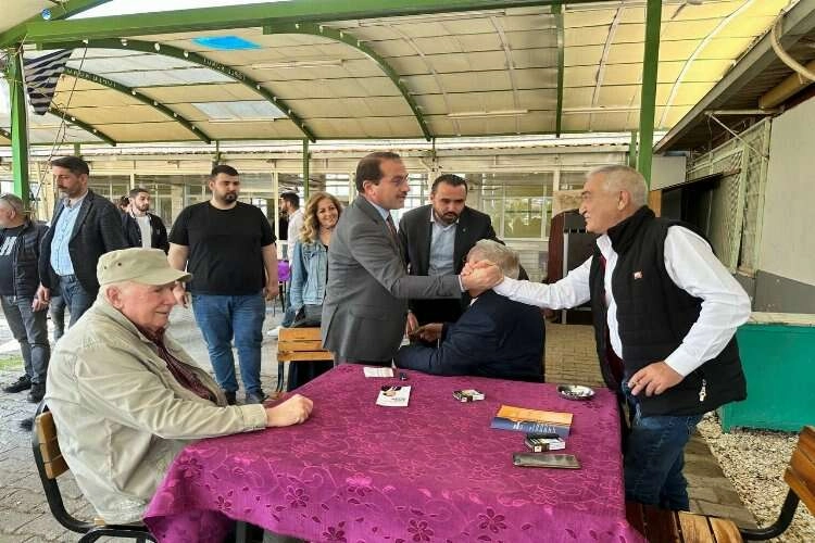 Tire'de Erzurumlular Derneği'nden AK Partili Kırkpınar'a tam destek haberinin görseli