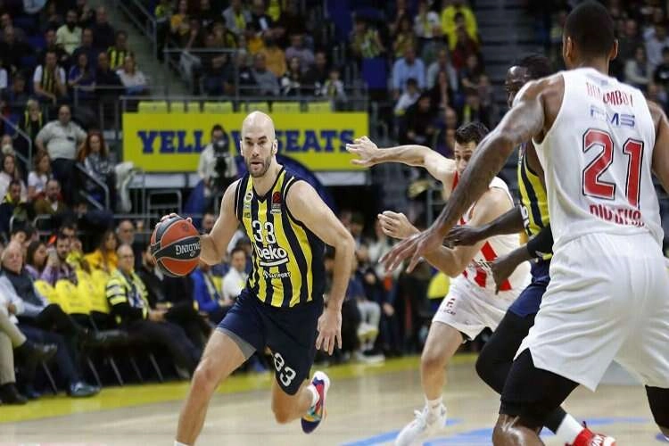 Fenerbahçe Beko Final Four için sahada haberinin görseli