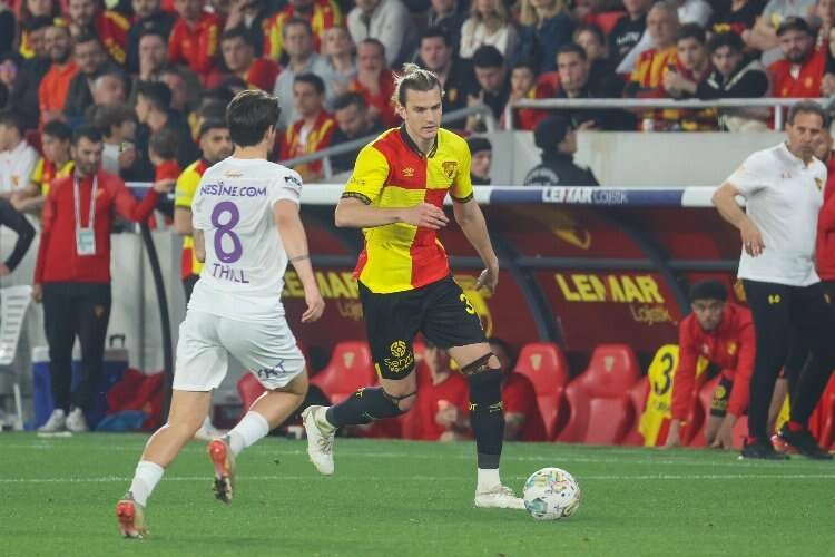 Atınç Nukan, Göztepe'yi puanlara doyurdu haberinin görseli