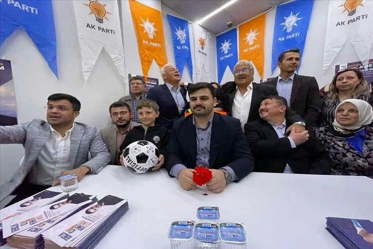AK Partili İnan, seçim koordinasyon merkezinin açılışına katıldı haberinin görseli