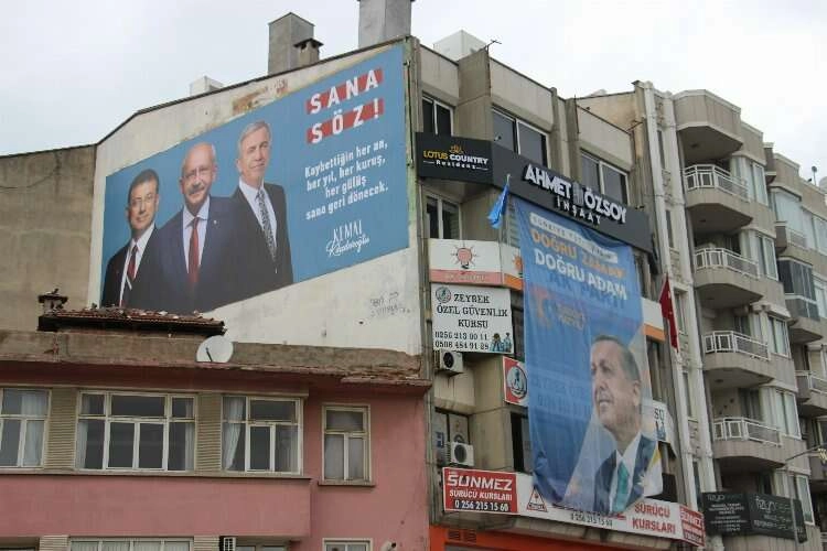 AK Parti ile CHP arasında duvar krizi haberinin görseli