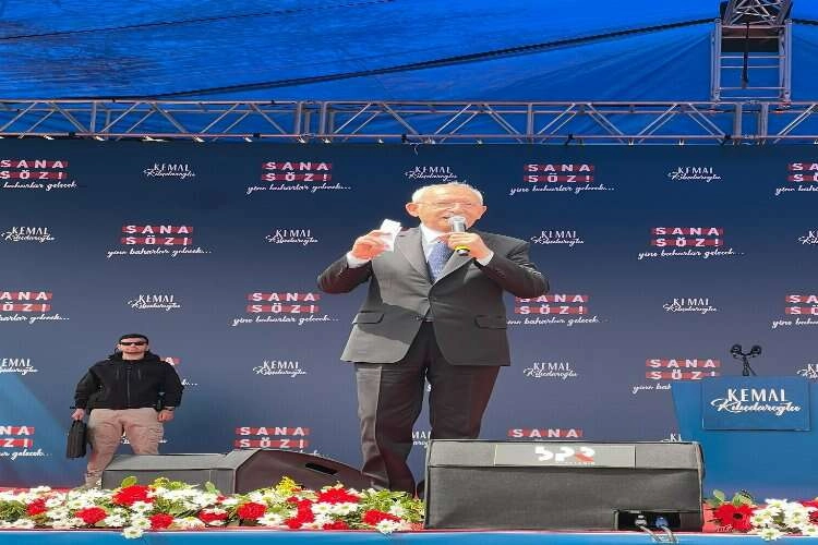 Kemal Kılıçdaroğlu, Afyonkarahisar’da vatandaşlara seslendi haberinin görseli