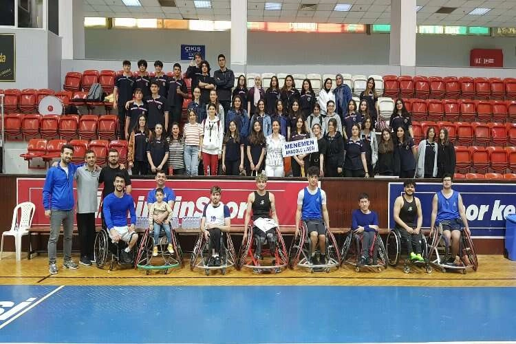 İzmir Büyükşehir Avrupa kupasını kazanmak istiyor  haberinin görseli