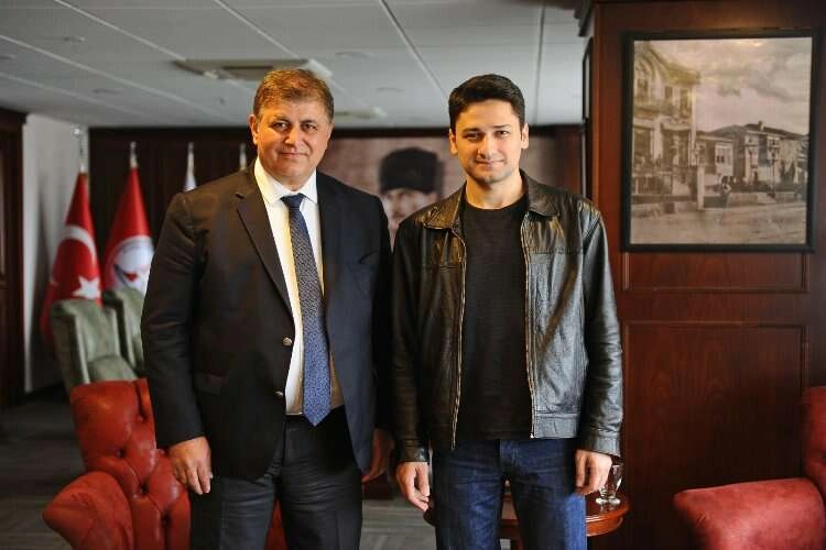 Karşıyaka Belediye Başkanı, Mahir Akkoyun'u misafir etti  haberinin görseli
