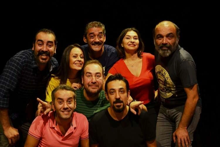 Mahşer-i Cümbüş yeni oyunu ile İzmir'e geliyor haberinin görseli