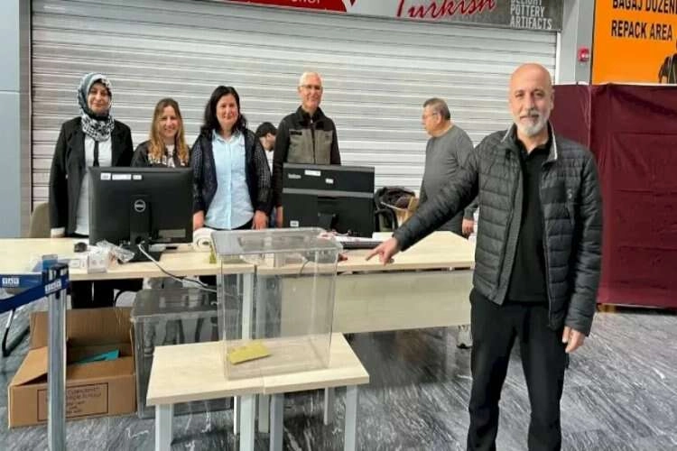 Bodrum Gümrük Kapısı'nda seçim yoğunluğu haberinin görseli