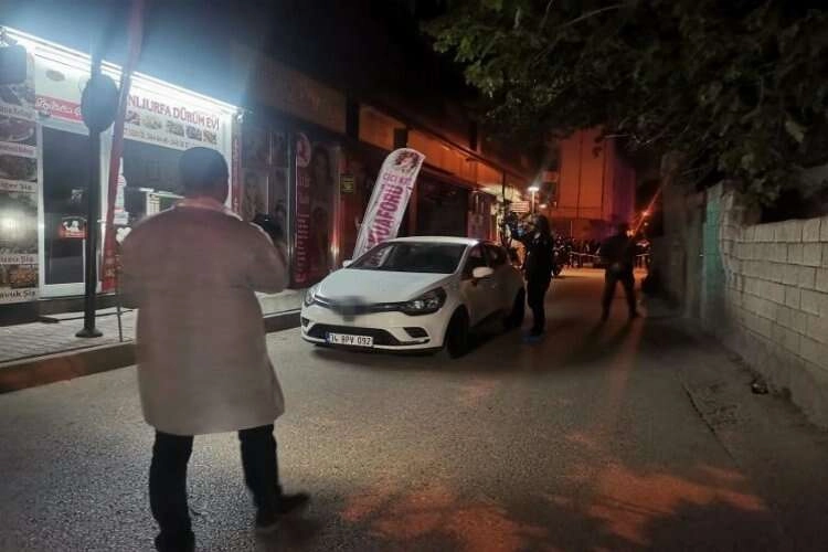 İzmir'deki korkunç cinayetin görüntüleri ortaya çıktı haberinin görseli