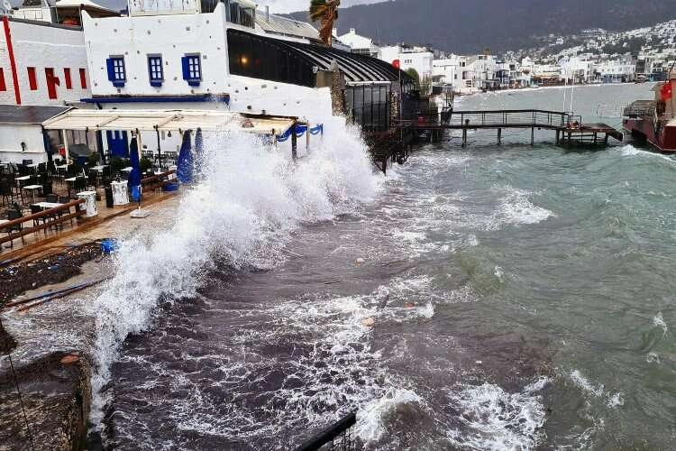 Muğla'da denizlerde rüzgar uyarısı haberinin görseli
