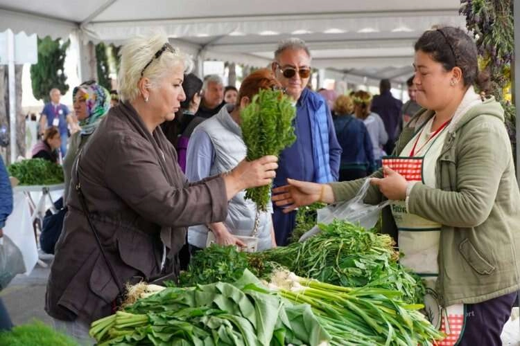 12’nci Alaçatı Ot Festivali büyük bir coşkuyla başladı haberinin görseli