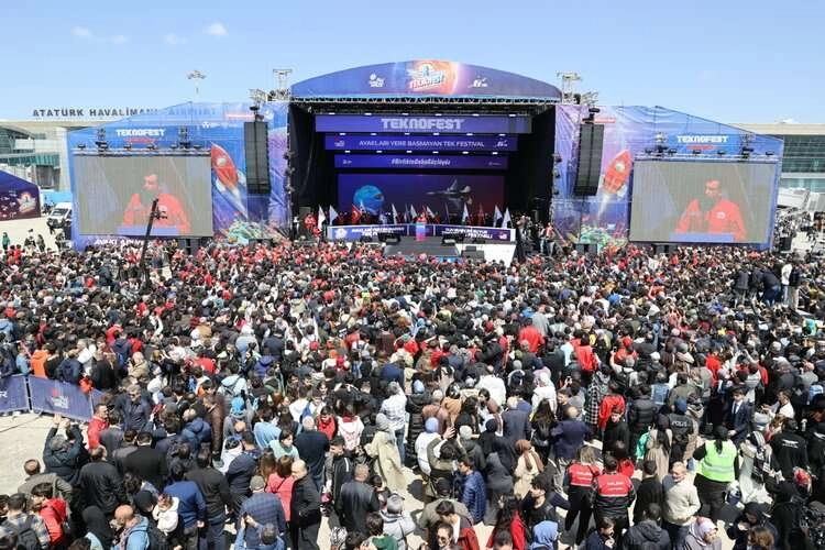 TEKNOFEST 2023'te coşkulu açılış haberinin görseli