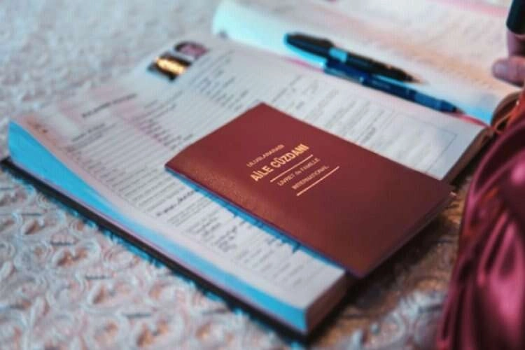 Soyadı tamam ... Sıra kütükte! haberinin görseli