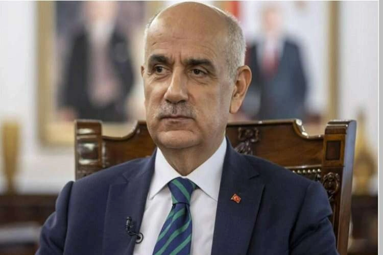 Bakan Kirişci: 5.5 milyar lirayı çiftçimizin hesabına aktarıyoruz haberinin görseli