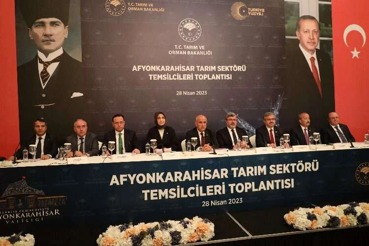 Bakan Kirişci: Ormanları 24 saat gözetleyebiliyoruz haberinin görseli