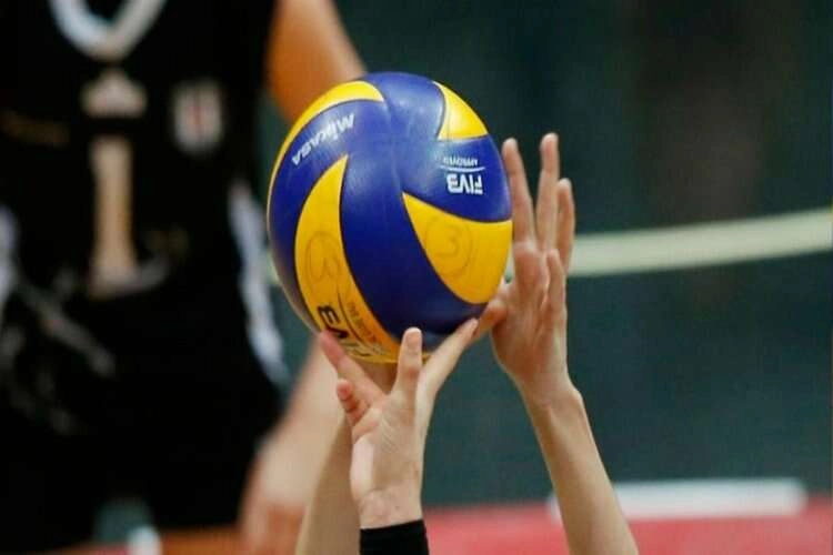 İzmir'de voleybol şöleni başlıyor haberinin görseli