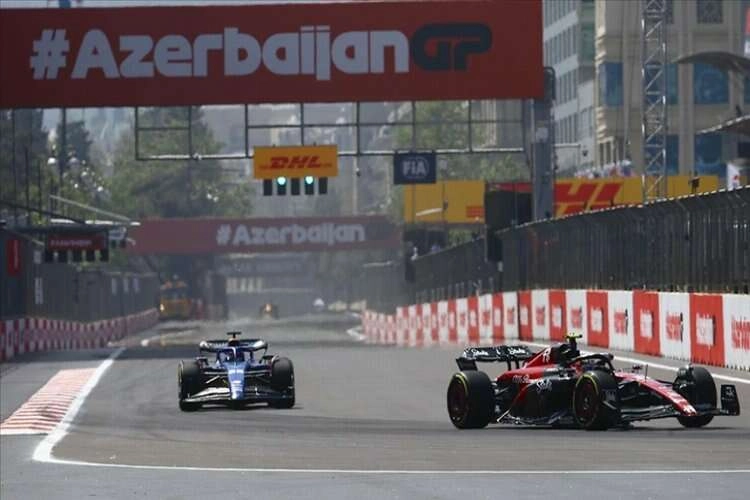 F1 Azerbaycan Grand Prix'sinde pole pozisyonu Leclerc'in