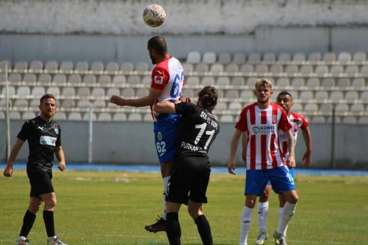 Efeler 09 SFK, TFF 3.Lig'de galip geldi haberinin görseli