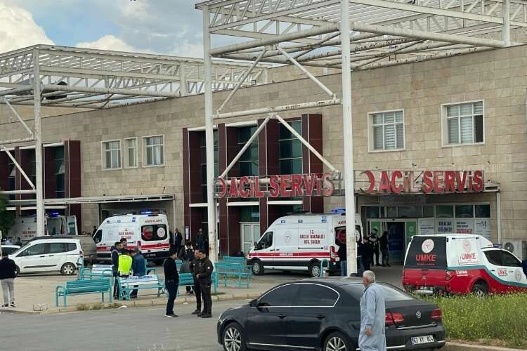 Suriye'de patlama: 2 Türk polisi şehit oldu haberinin görseli