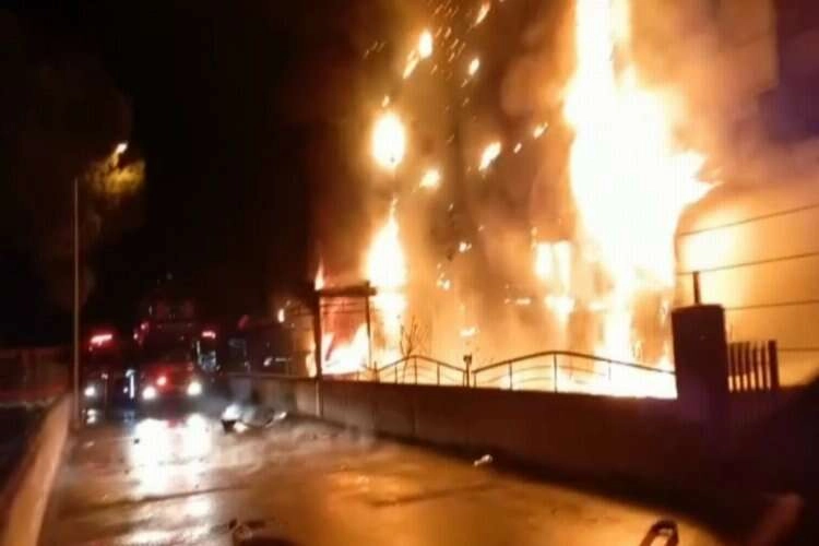 Samsun'da lokanta alev alev yandı haberinin görseli