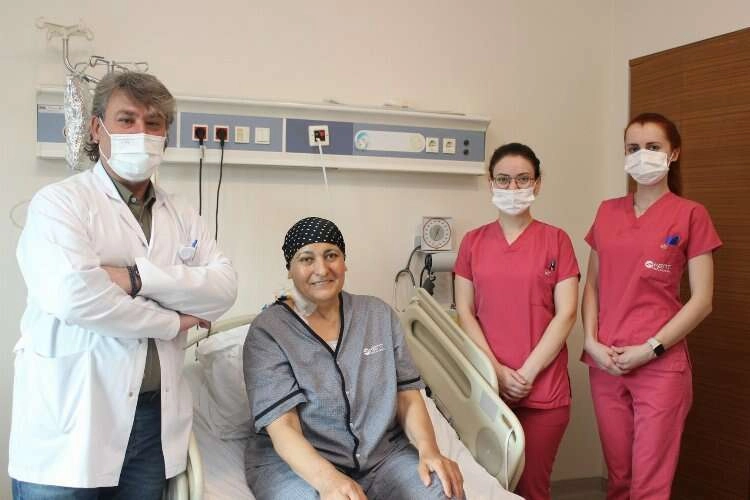 İzmirli hastaya Arjantin’den can suyu haberinin görseli