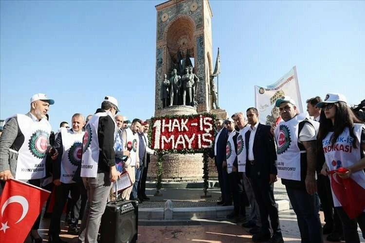 1 Mayıs Emek ve Dayanışma Günü kutlanıyor haberinin görseli