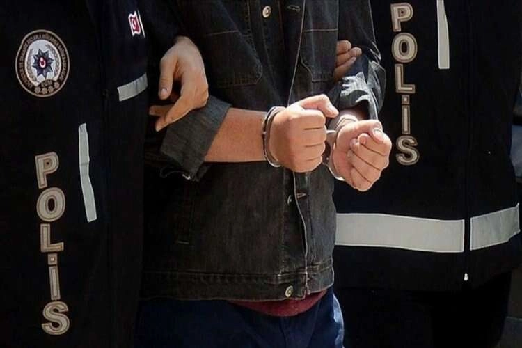 İzmir'de eşini öldüren zanlı tutuklandı haberinin görseli