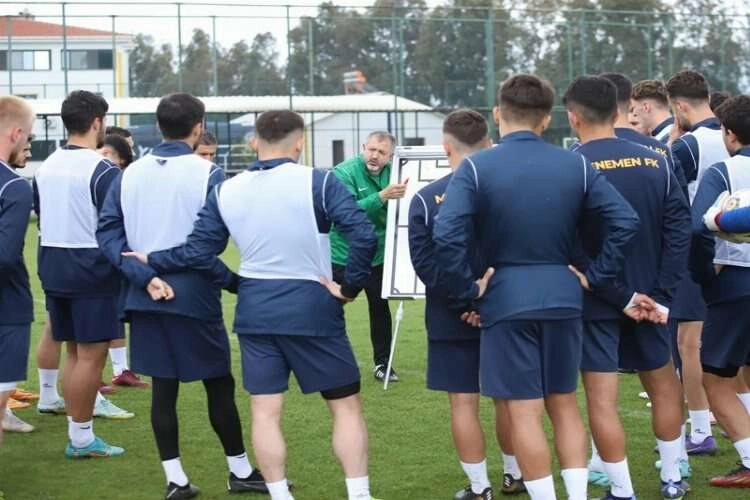 Serkan Afacan, Menemen FK’ya nefes aldırdı haberinin görseli