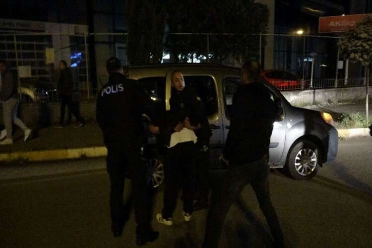 Kargocuyum diyerek çağırdığı adama kurşun yağdırdı haberinin görseli