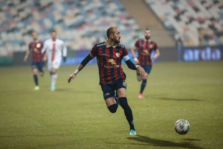 Ahmet İlhan Özek, gol hasretini sona erdirdi haberinin görseli