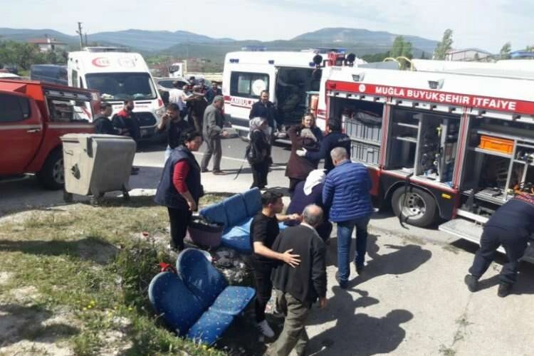 Muğla'da korkunç kaza: 34 kişi yaralı