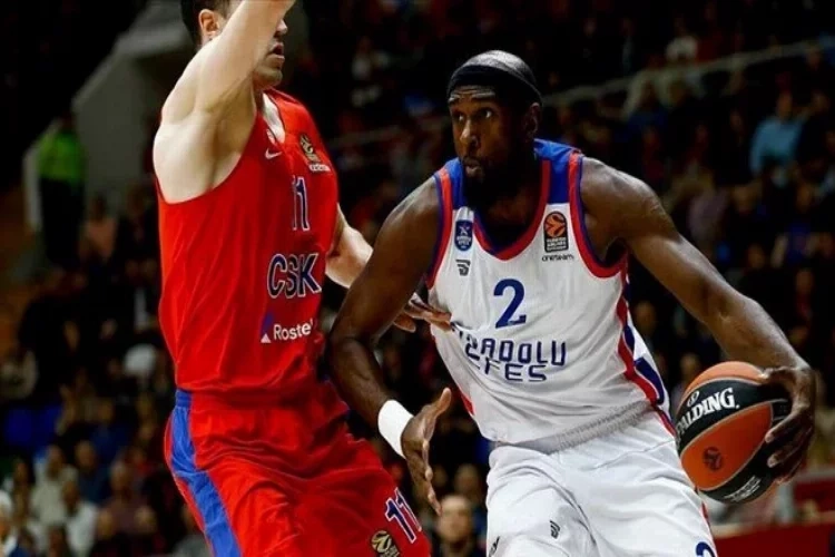 Anadolu Efes oyuncusu Chris Singleton kalp krizi geçirdi haberinin görseli