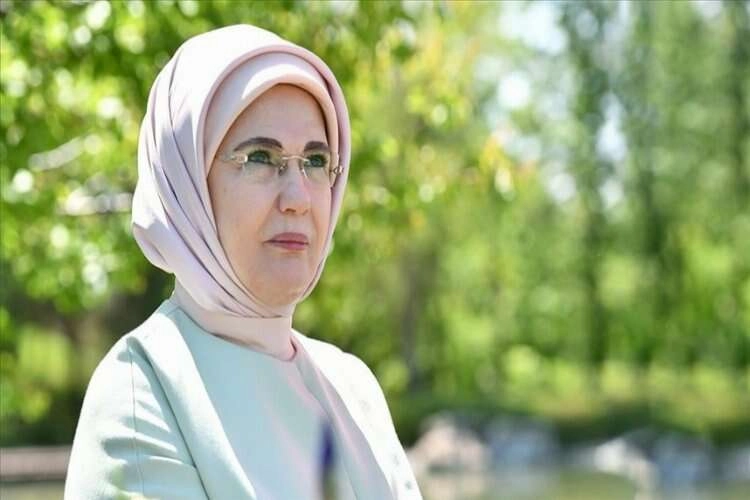 Emine Erdoğan: ''Strateji Belgesi, pusulamız olacak'' haberinin görseli