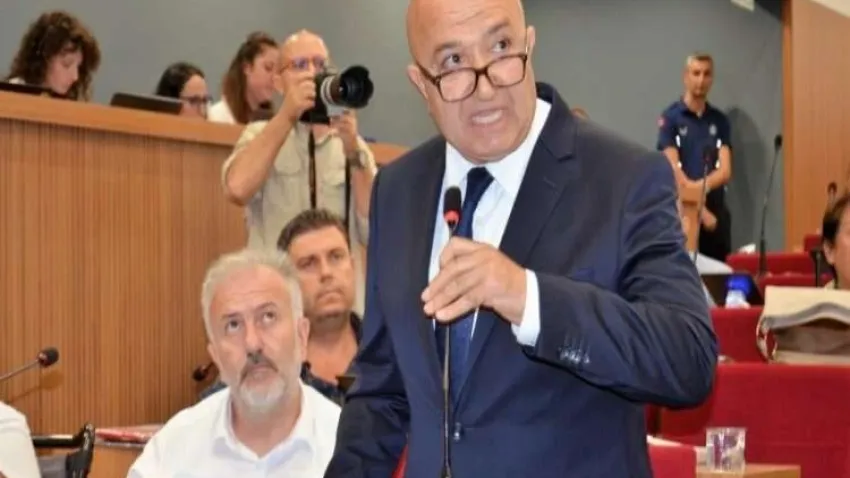 MHP'li Şahin'den Başkan Soyer'e deprem konutları tepkisi