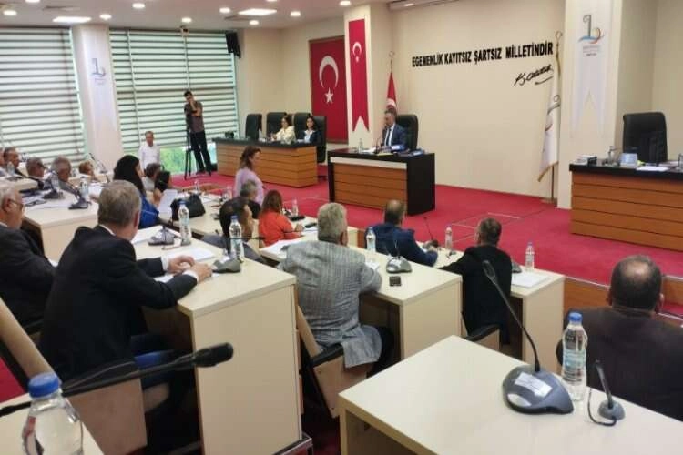 Bayraklı’nın ‘hesap’ görüşmelerinde ‘borç’ çıkmazı haberinin görseli
