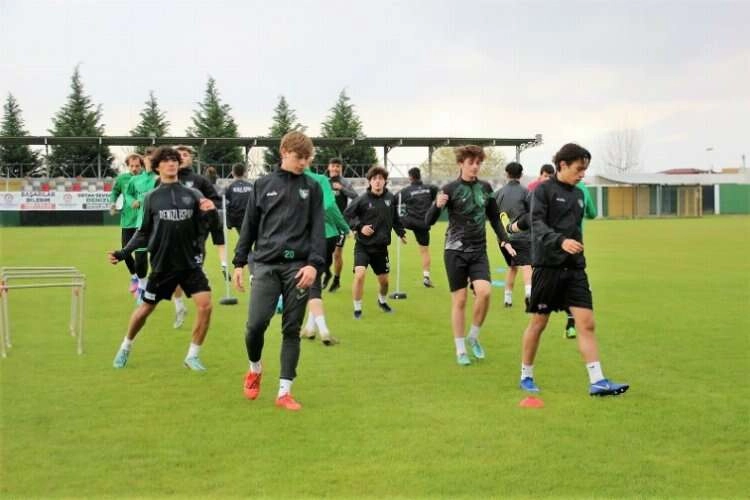 Denizlispor günden güne kan kaybediyor haberinin görseli
