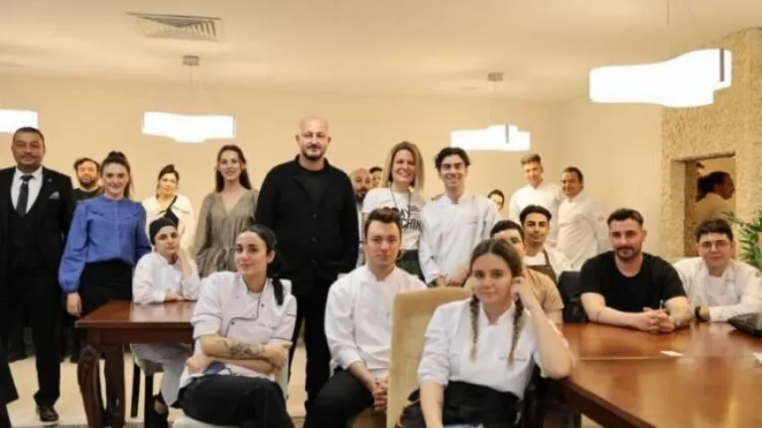 İzmir Ekonomili gençlere 'Dubai' fırsatı haberinin görseli