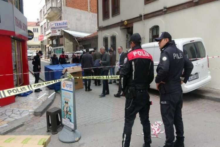 Bebeğini öldüren annenin tedavisi sürüyor haberinin görseli