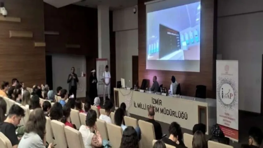 İZBAP kapsamında “Geleceğin Teknolojileri Paneli” düzenlendi haberinin görseli