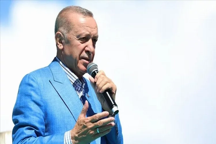 Cumhurbaşkanı açıkladı: Küçük esnafın prim günü düşüyor haberinin görseli