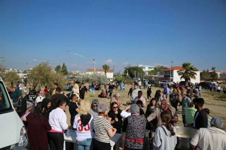 Bakan Kasapoğlu Seferihisar'da incelemelerde bulundu haberinin görseli