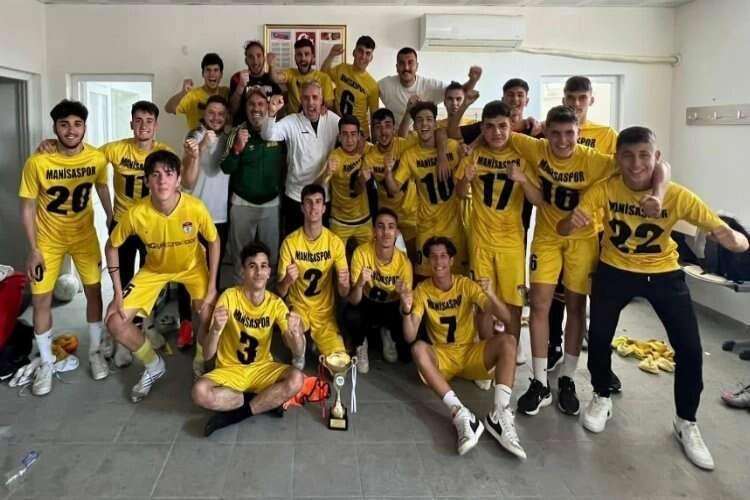 Manisaspor U18 Takımı, Türkiye'nin ilk 20'sinde haberinin görseli