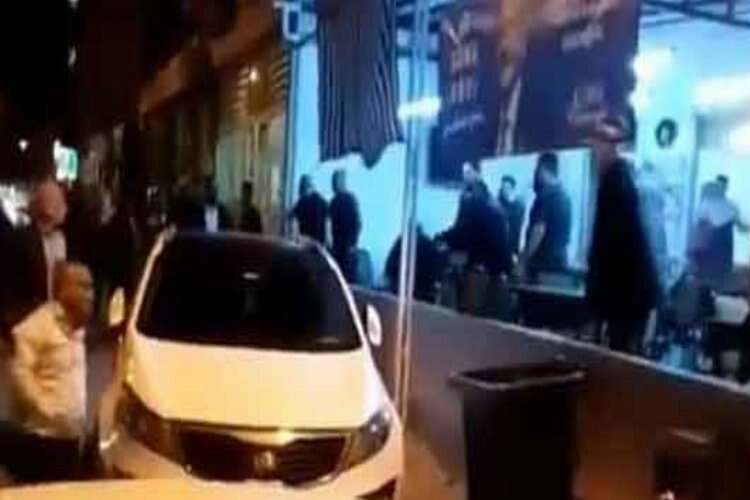 İzmir'de CHP'li ve AK Parti'li gruplar arasında kavga haberinin görseli