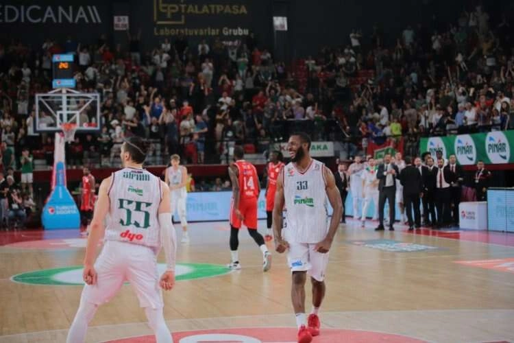 Vitto Brown, haftanın beşine seçildi haberinin görseli
