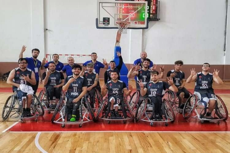İzmir'in Cesur Yürekleri çeyrek finalde  haberinin görseli