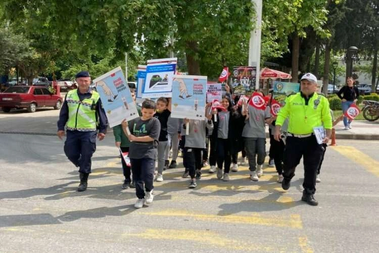 Manisa’da ‘Trafik Haftası’ etkinliği