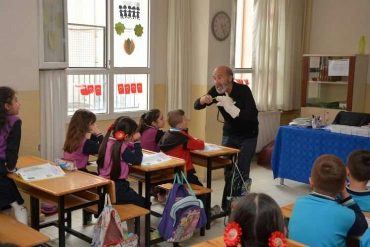 İZDO'dan öğrencilere ağız ve diş sağlığı eğitimi haberinin görseli