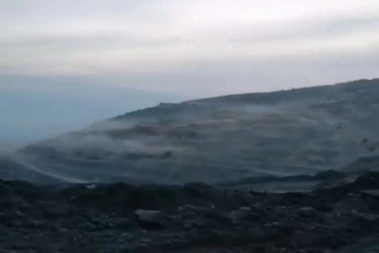 Manisa'daki toprak kayması kameraya yansıdı haberinin görseli
